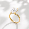Still Light Emerald Solitaire Ring