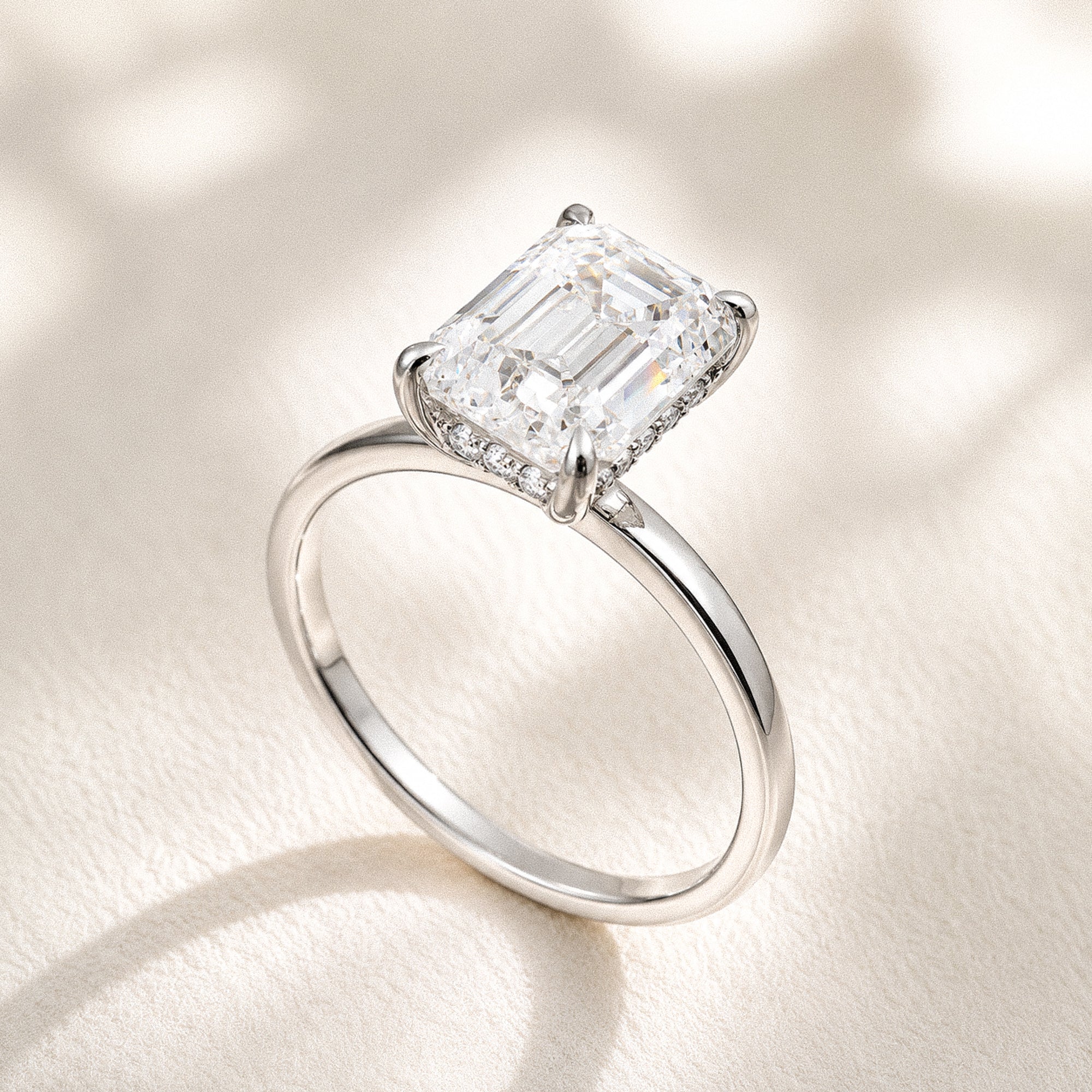 Still Light Emerald Solitaire Ring