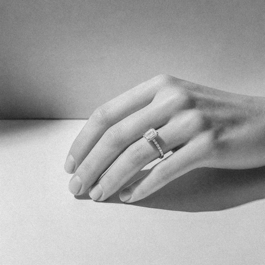 Still Light Emerald Solitaire Ring